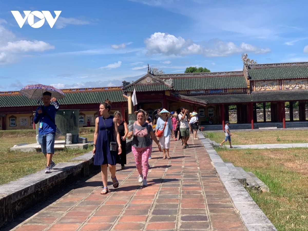 free entry to complex of hue monuments on national day picture 1