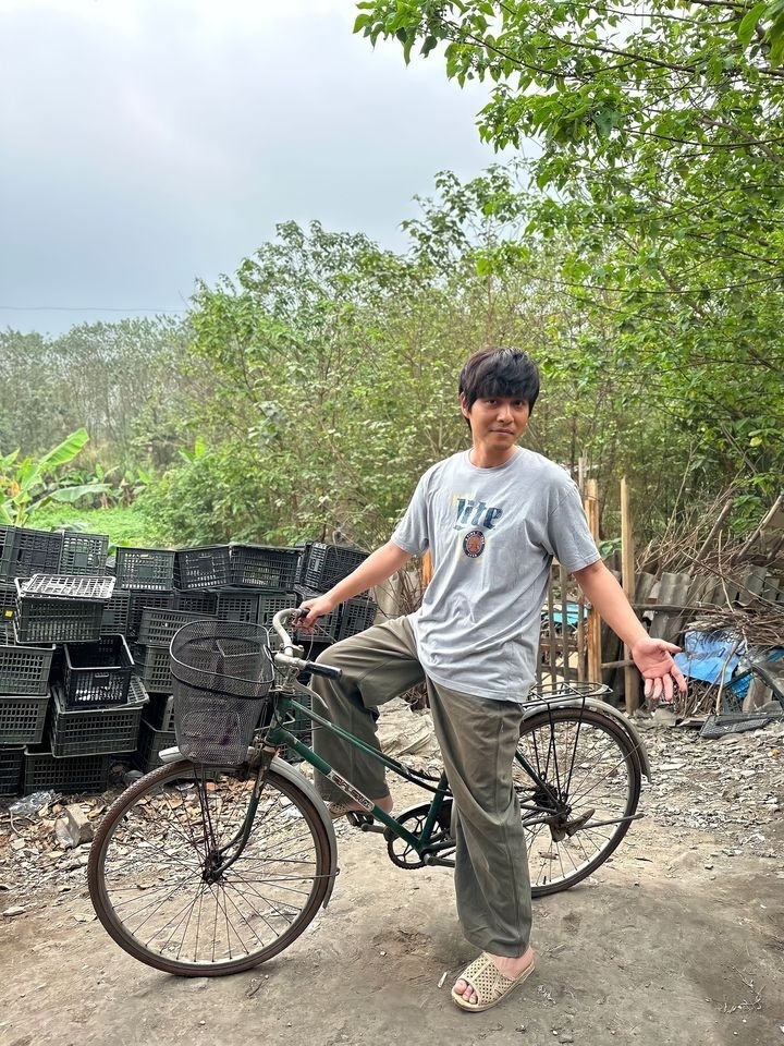 benh doan quoc Dam noi giong khan trong phim, to dung bi chi trich hinh anh 2