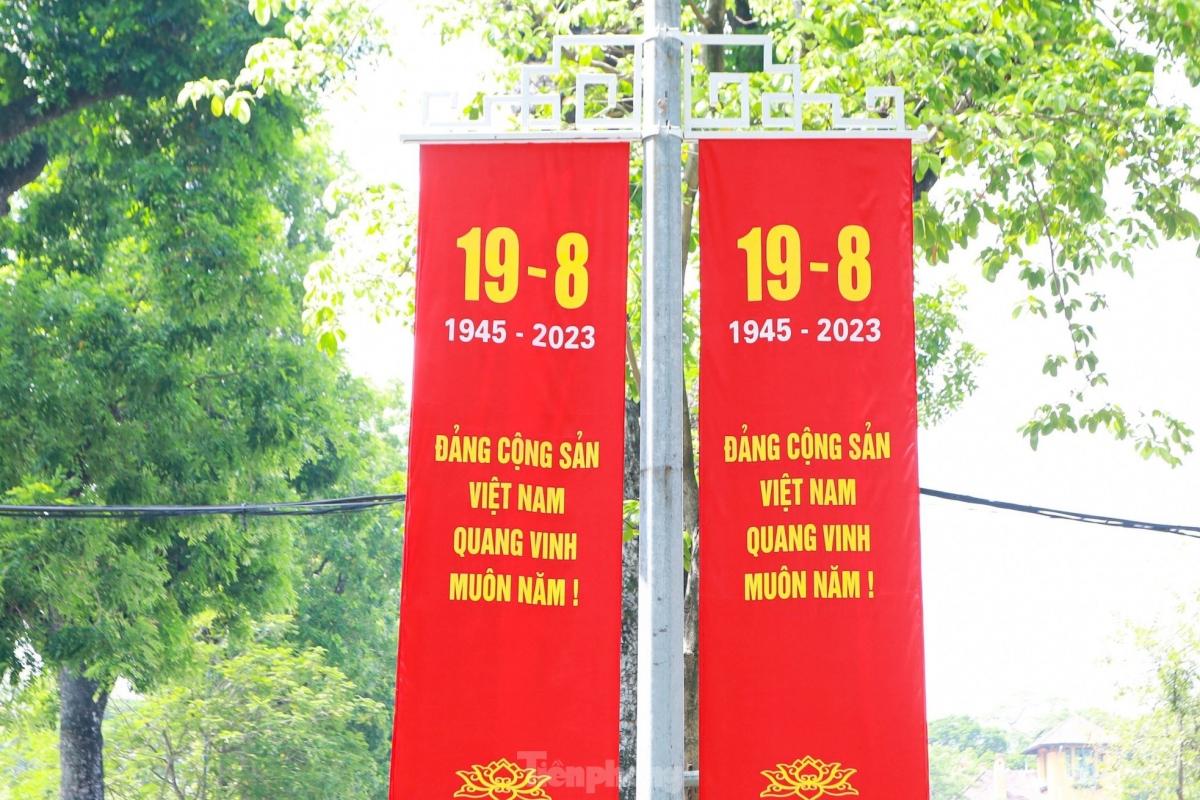 hanoi streets colourful ahead of celebrations for national day picture 5