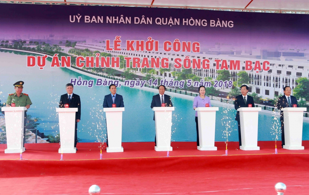 Ong le van thanh - nguoi gop phan thay doi bo mat tp cang hai phong hinh anh 3