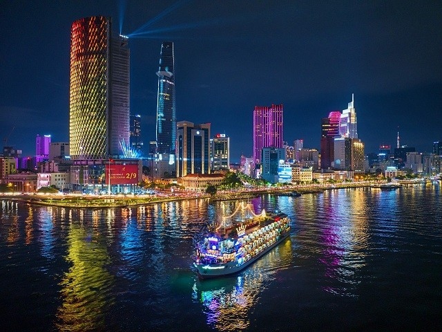 As many as 175 photographs are selected to be put on display at an exhibition in Hanoi. The first prize goes to a photograph of Ho Chi Minh City at night by author Nguyen Dang Viet Cuong.