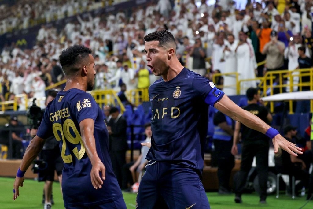 ronaldo ghi cu dup, al nassr thang gion gia truoc al shabab hinh anh 1