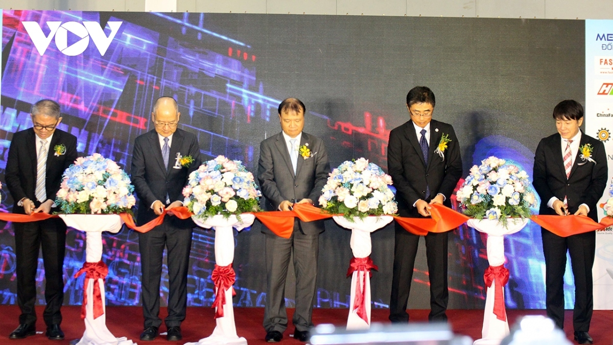 hanoi welcomes opening of vietnam-japan supporting industry exhibition picture 1