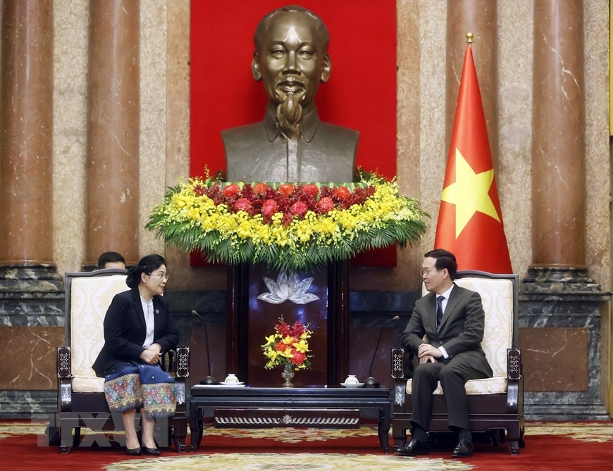 chủ tịch nước võ văn thưởng tiếp chánh án tòa án nhân dân tối cao lào hình ảnh 2 chu tich nuoc vo van thuong tiep chanh an toa an nhan dan toi cao lao hinh anh 2