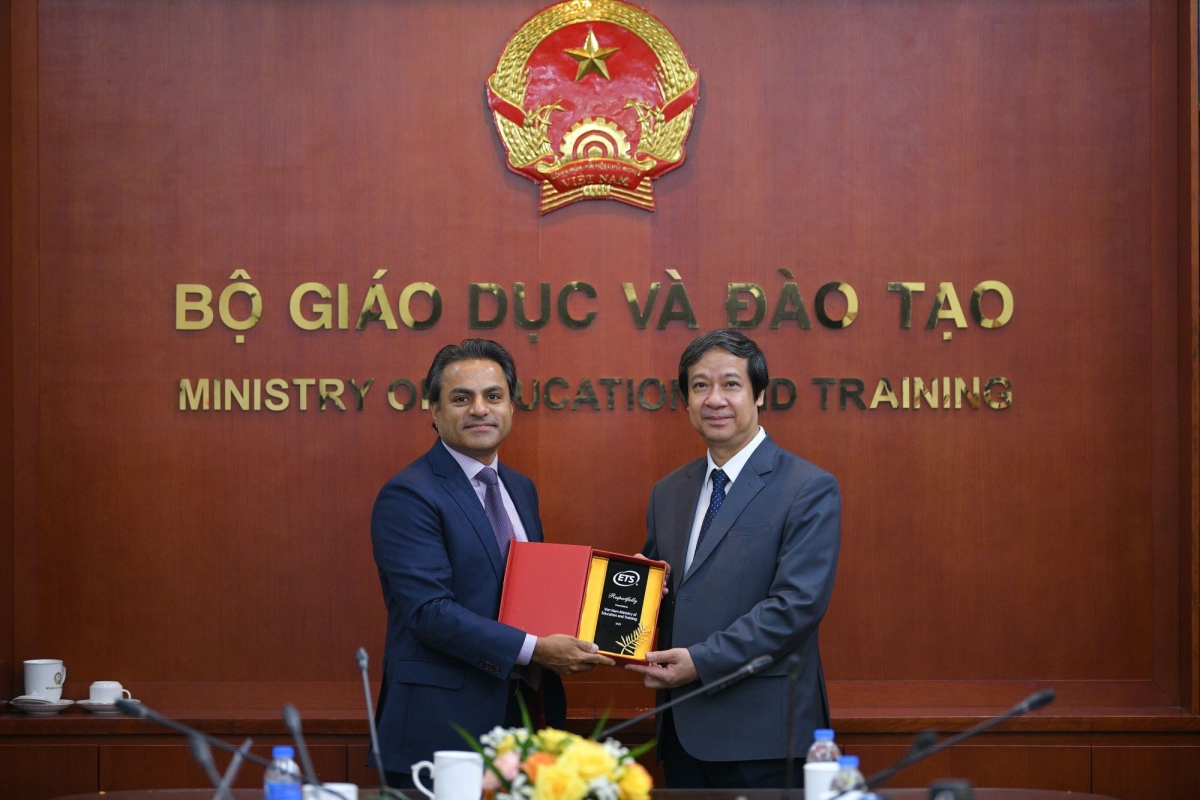 vietnam seeks to improve quality of educational testing services picture 1