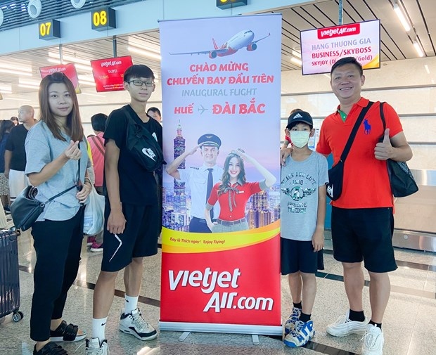 vietjet conducts first direct flight linking thua thien-hue with taiwan picture 1