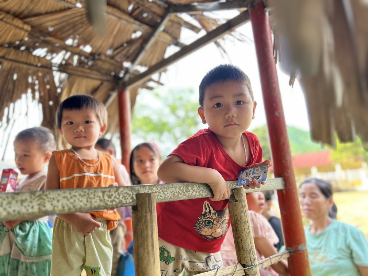 Uoc mo san choi tren may cua tre em ban pu lau son la hinh anh 9