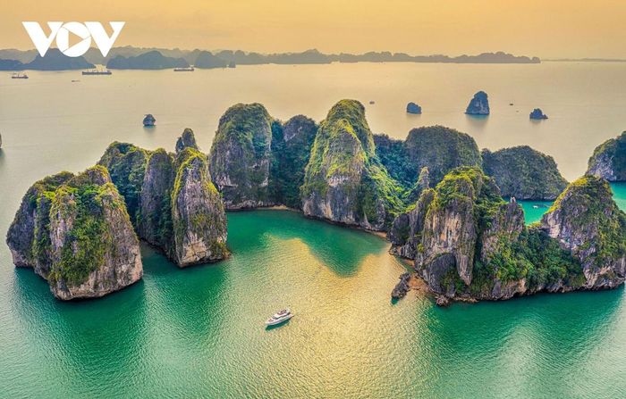 stunning beauty of ha long bay-cat ba archipelago- new world heritage site picture 1