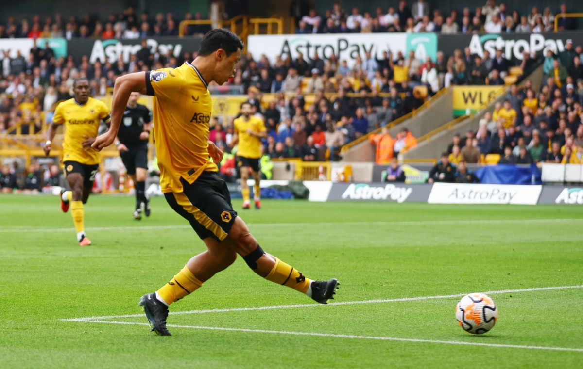 salah lap hat-trick kien tao, liverpool nguoc dong ngoan muc truoc wolves hinh anh 5