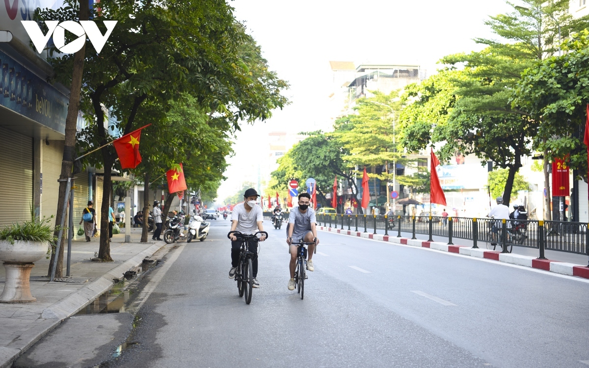 hanoi appears peaceful on national day picture 4