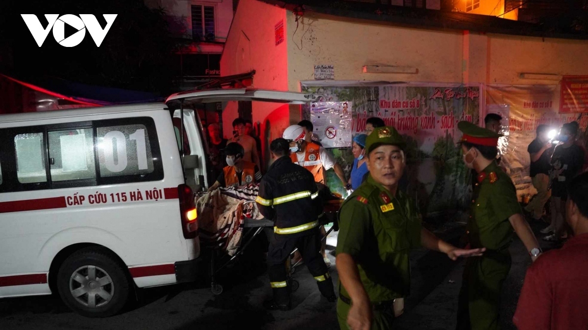 56 killed in hanoi mini apartment building fire picture 1