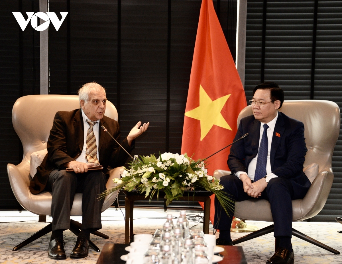 na chairman receives bulgaria-vietnam friendship association leader picture 1