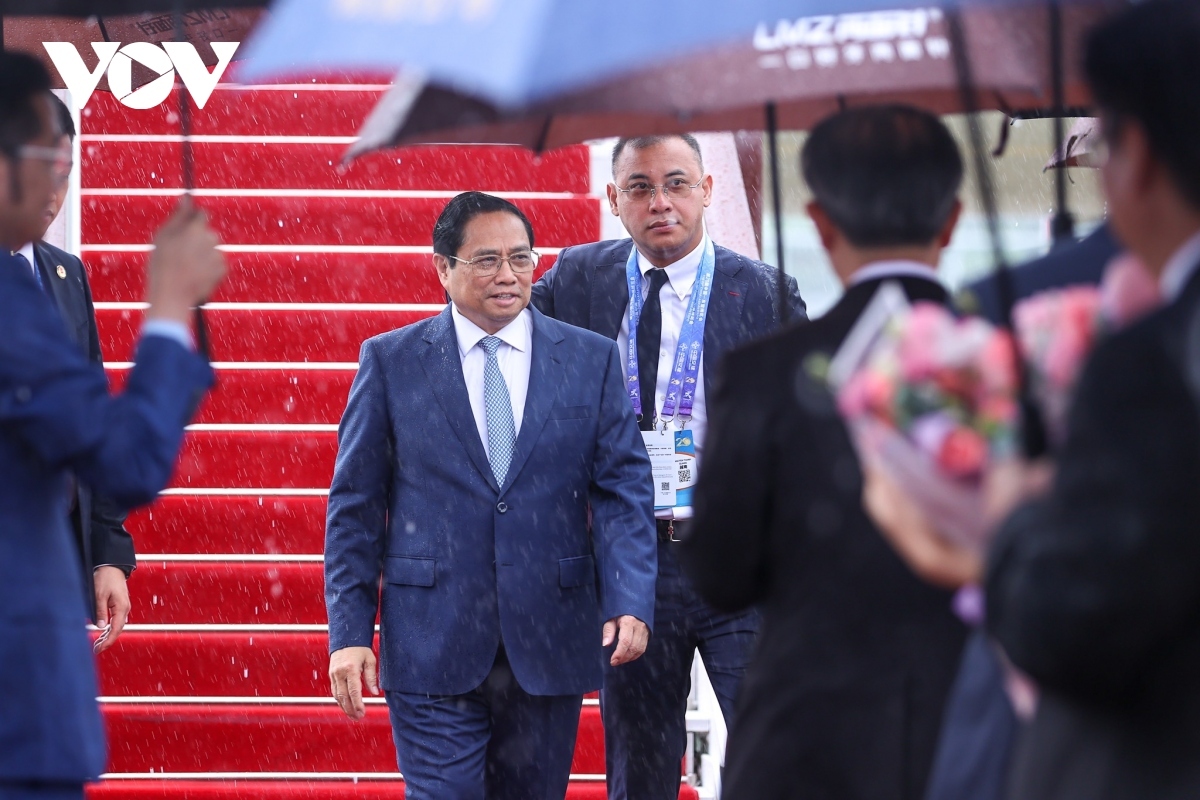 vietnamese government leader begins china trip for caexpo, cabis picture 1