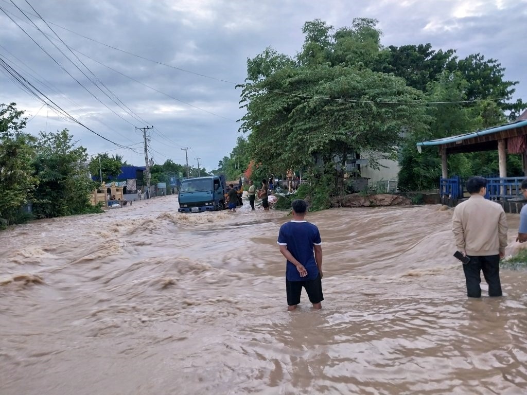 lu dang cao, chinh quyen campuchia khuyen cao nguoi dan tim noi tru an hinh anh 3