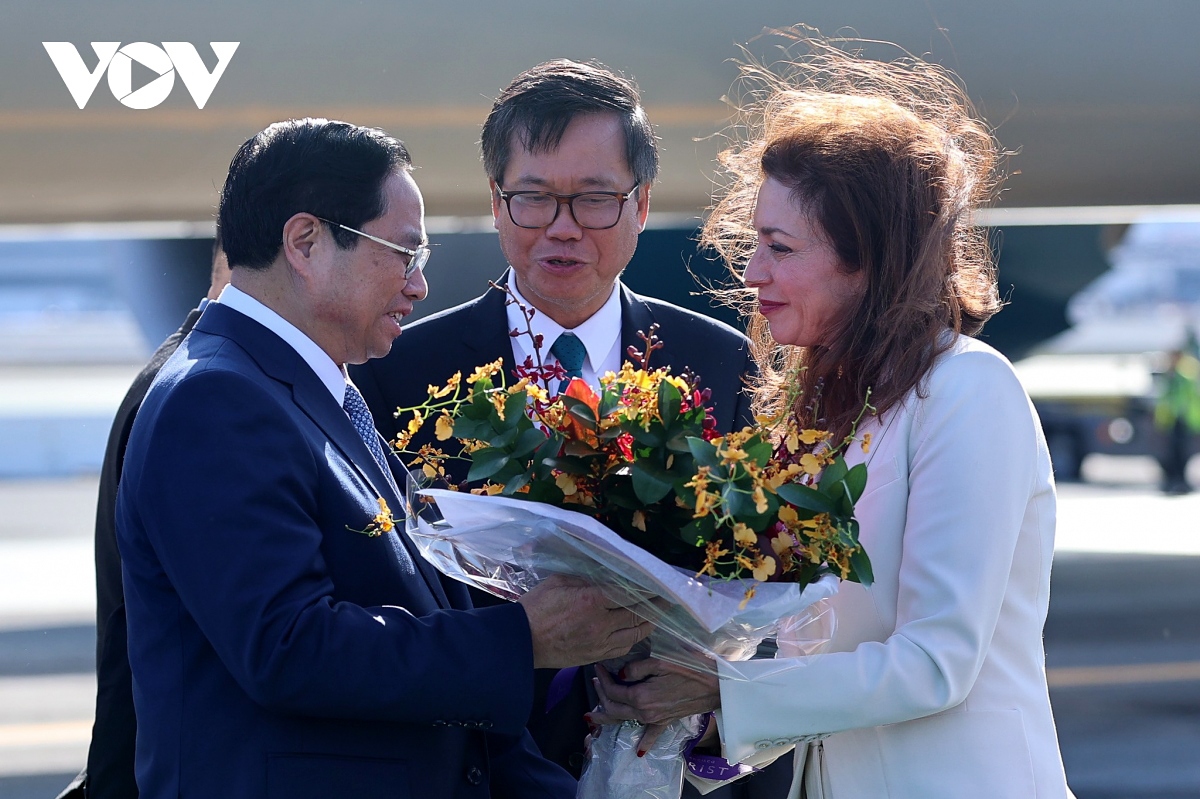 pm arrives in us for unga 78 general debate, meetings picture 1