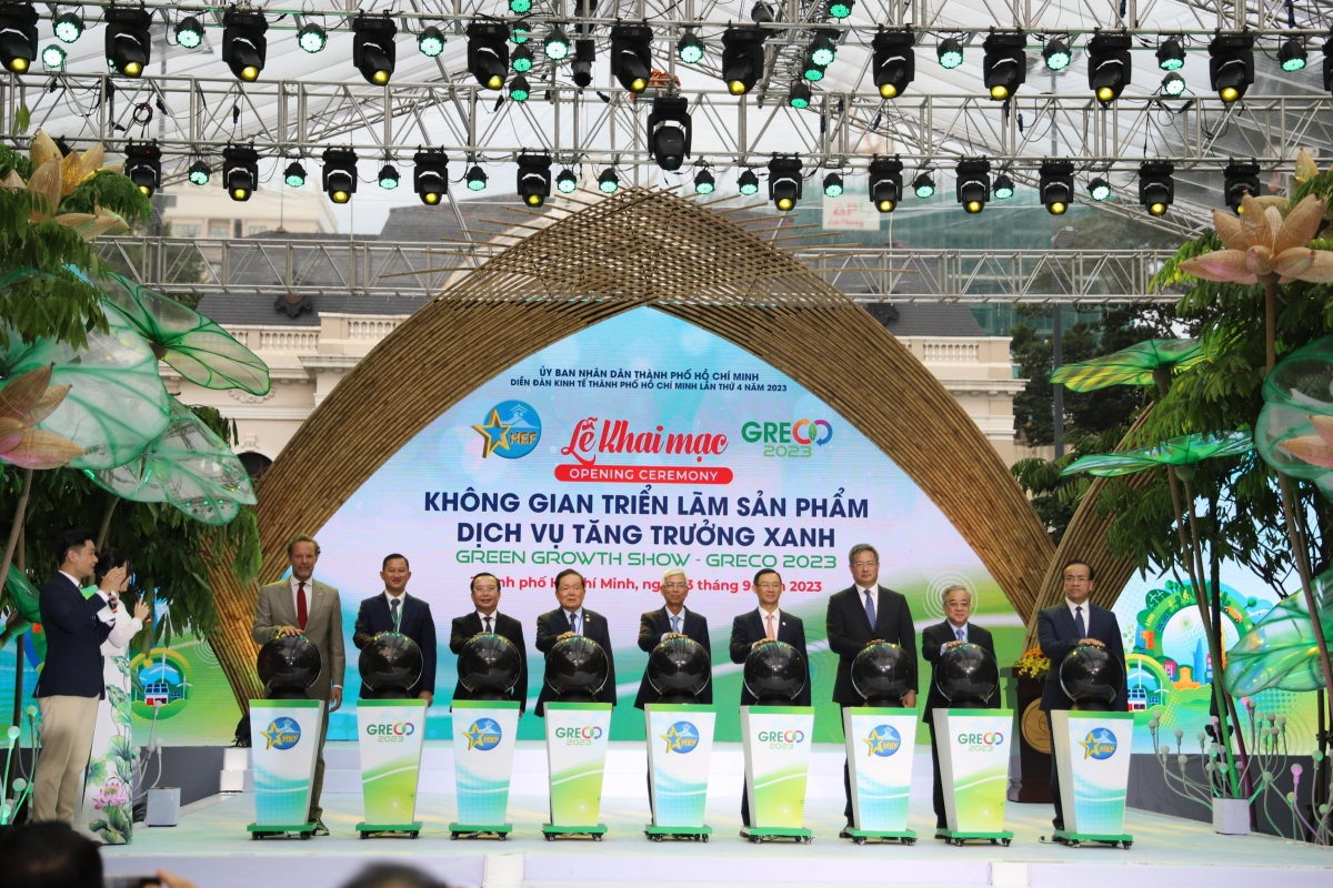 Khai mạc Không gian Triển lãm sản phẩm, dịch vụ tăng trưởng xanh TP.HCM