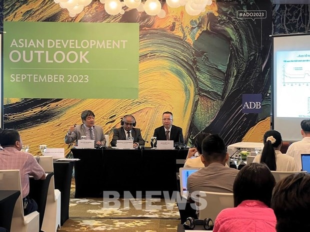 vietnamese economy remains resilient amid weakening global demand adb picture 1