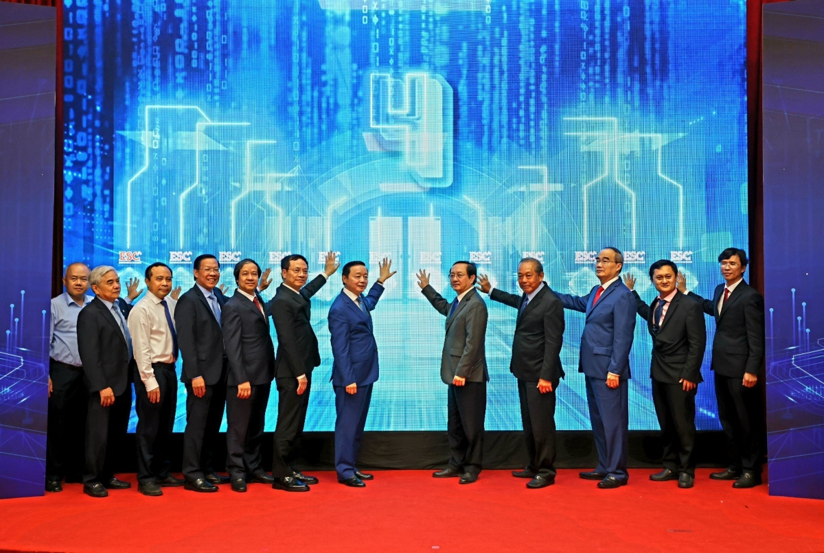 electronics and semiconductor centre launched in hcm city picture 1