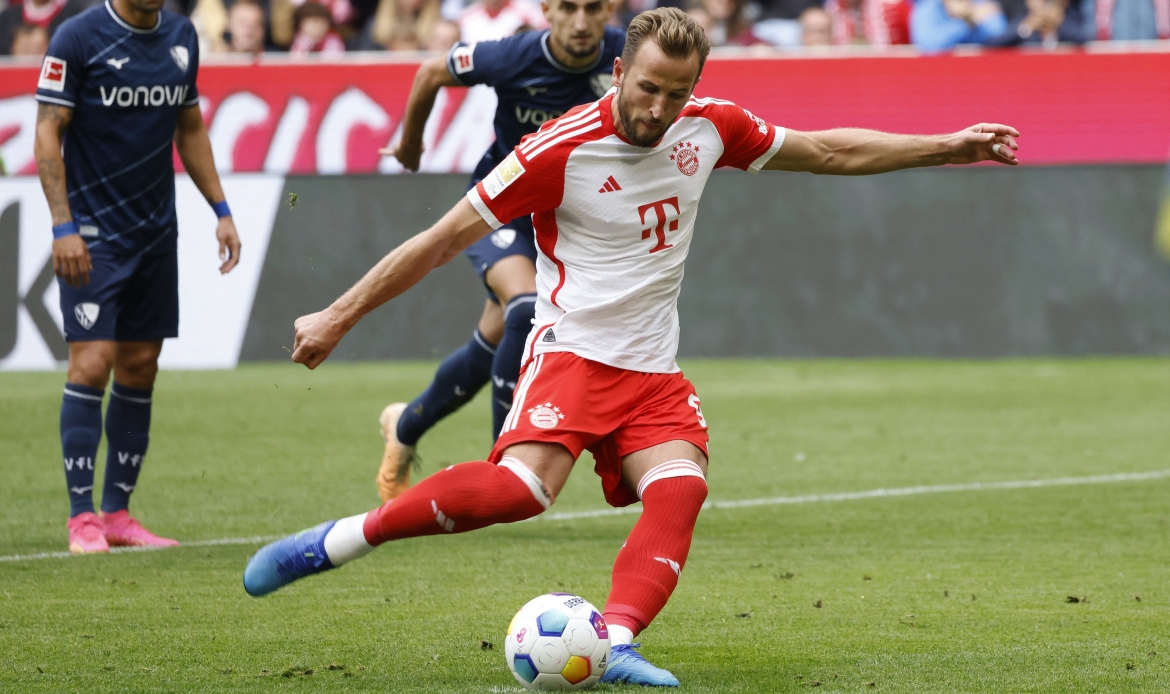 harry kane ghi ban nhu may giup bayern munich len ngoi dau bundesliga hinh anh 7