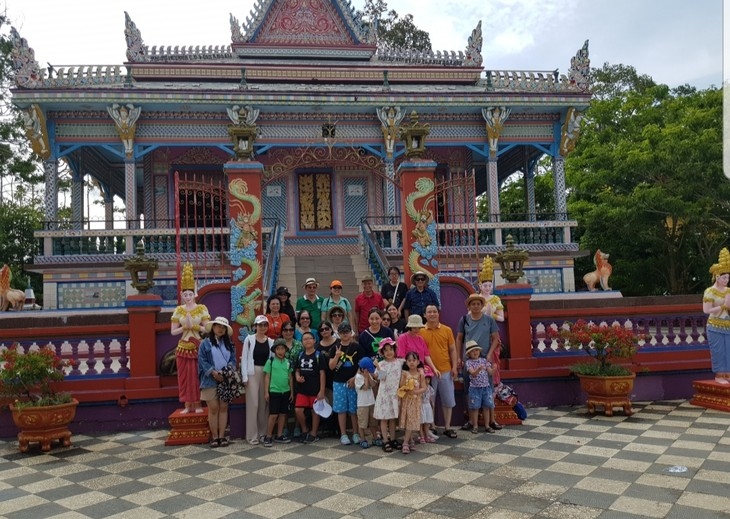 chen kieu pagoda, a unique site in soc trang province picture 2