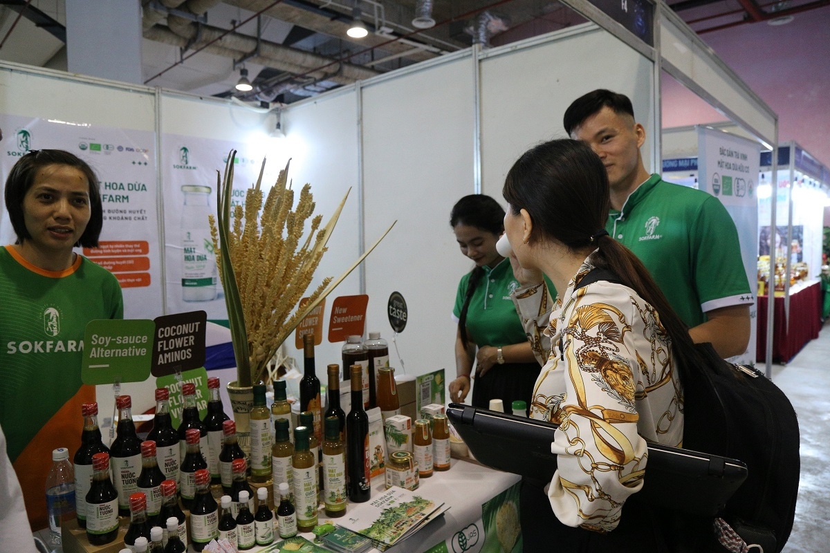 Chuyển đổi số, chuyển đổi xanh cho phát triển bền vững