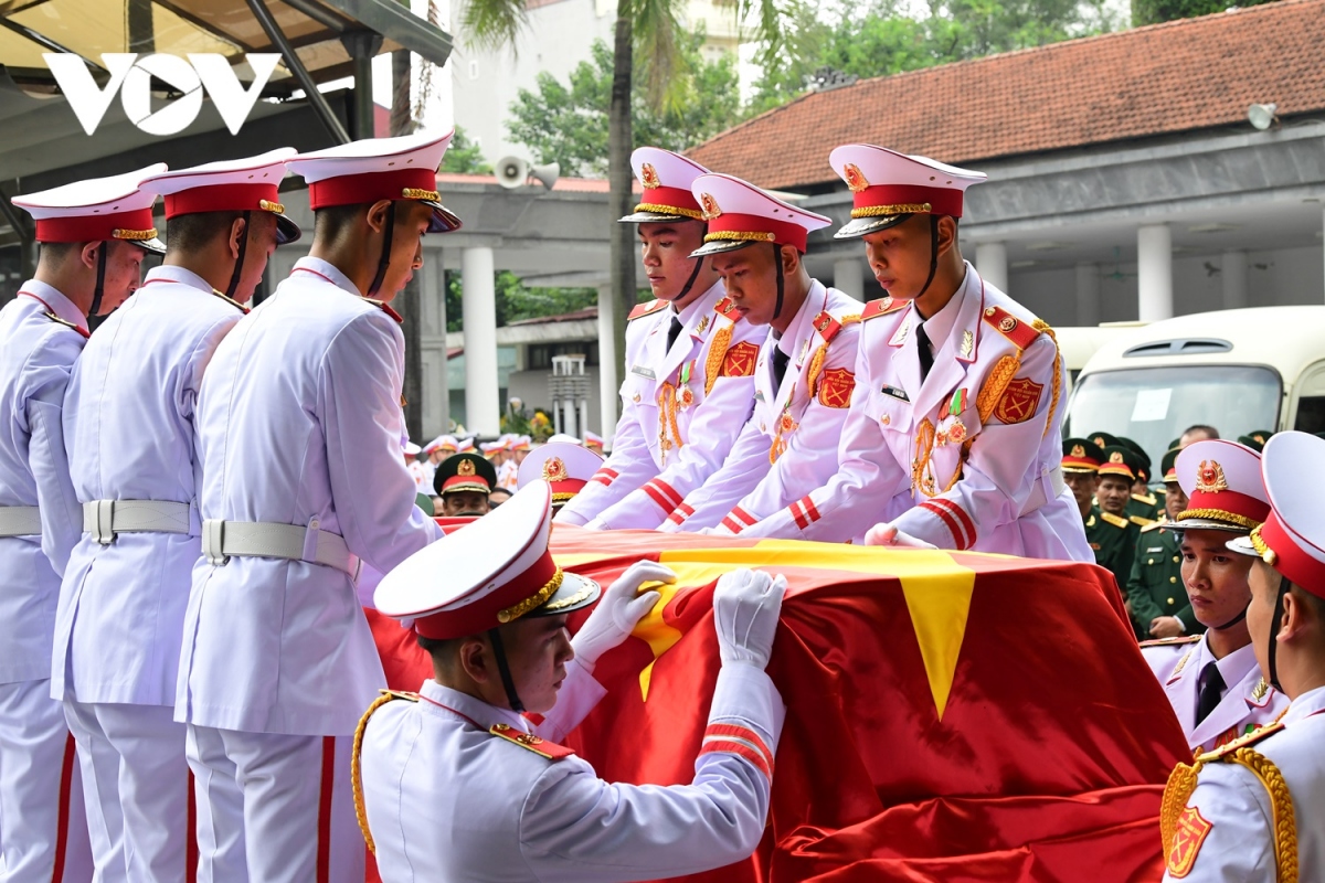 to chuc le truy dieu va an tang thuong tuong nguyen chi vinh hinh anh 10