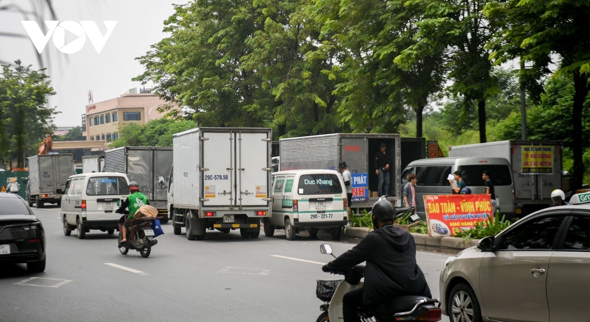 Đường nghìn tỉ đưa ở Hà Nội vào sử dụng hơn 3 năm nhưng chưa gắn tên