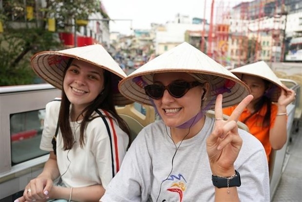 Australian travel firms to survey tourist attractions in Khanh Hoa