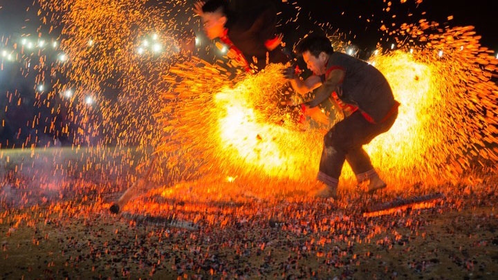 pa then fire-jumping ceremony becomes national intangible heritage picture 1