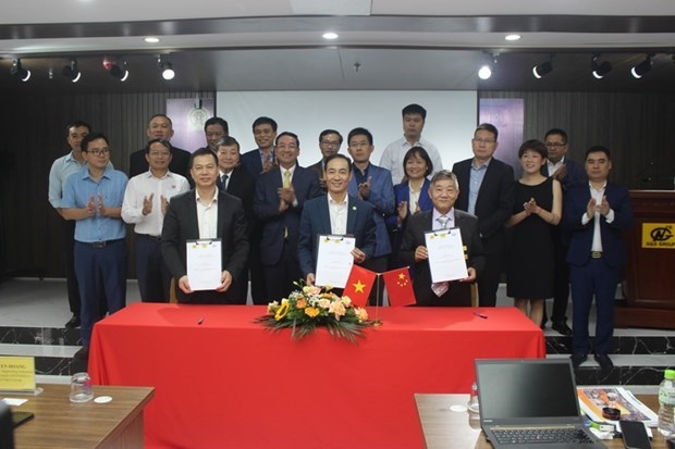hanoi, shanghai businesses set up cooperation picture 1