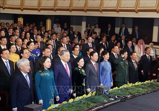 vietnam makes confident strides on path of national independence, socialism picture 1