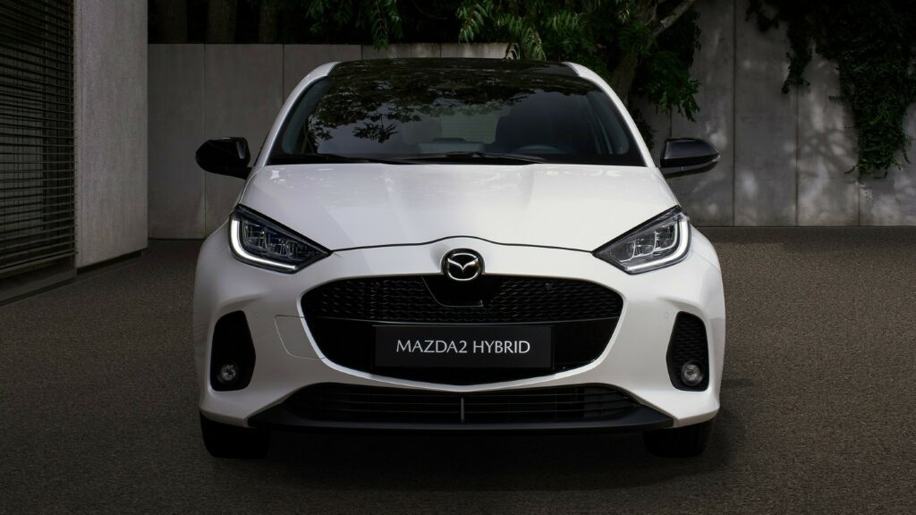 Chiêm ngưỡng mẫu Mazda2 Hybrid đời 2024 ra mắt tại thị trường châu Âu với thiết kế hoàn toàn mới