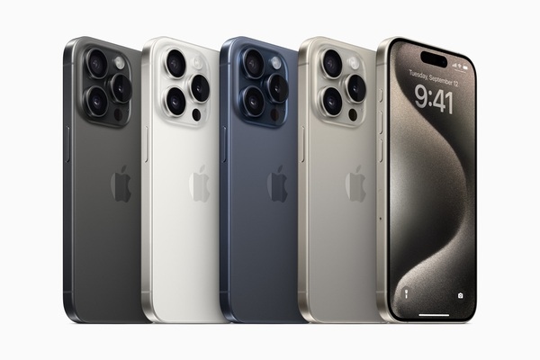 iPhone 15 Pro Max sells out quickly in Vietnam