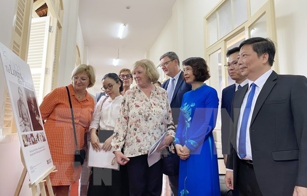 photo exhibition honours french scientist louis pasteur picture 1