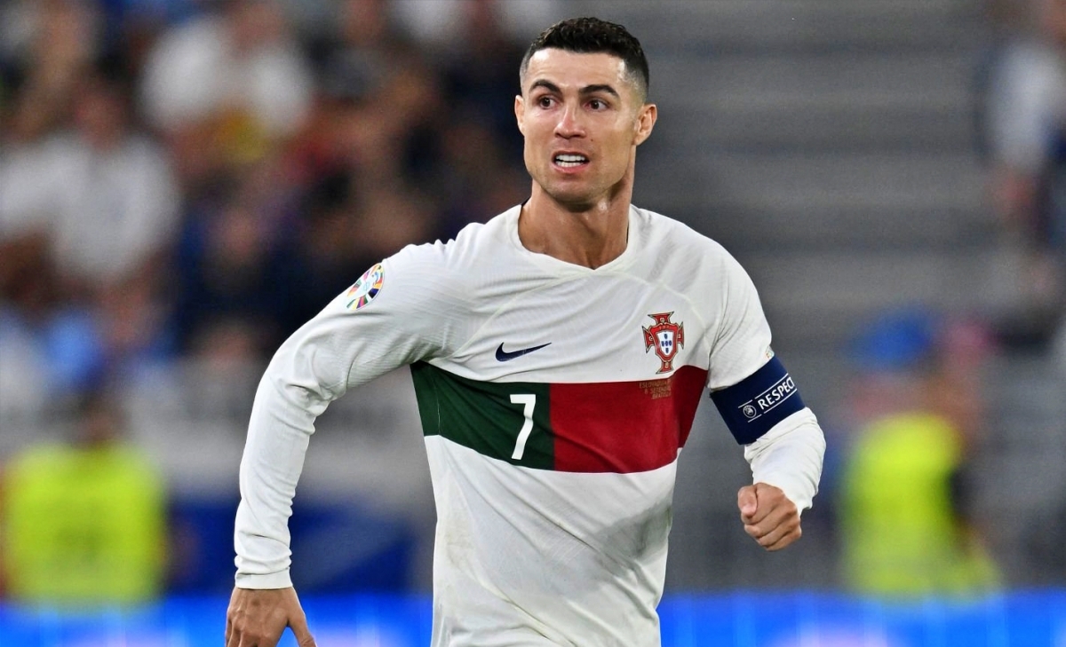 Ronaldo bị gạch tên khỏi đề cử The Best 2023