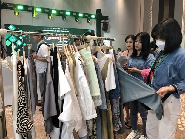 exhibition on innovative fabrics opens in hcm city picture 1