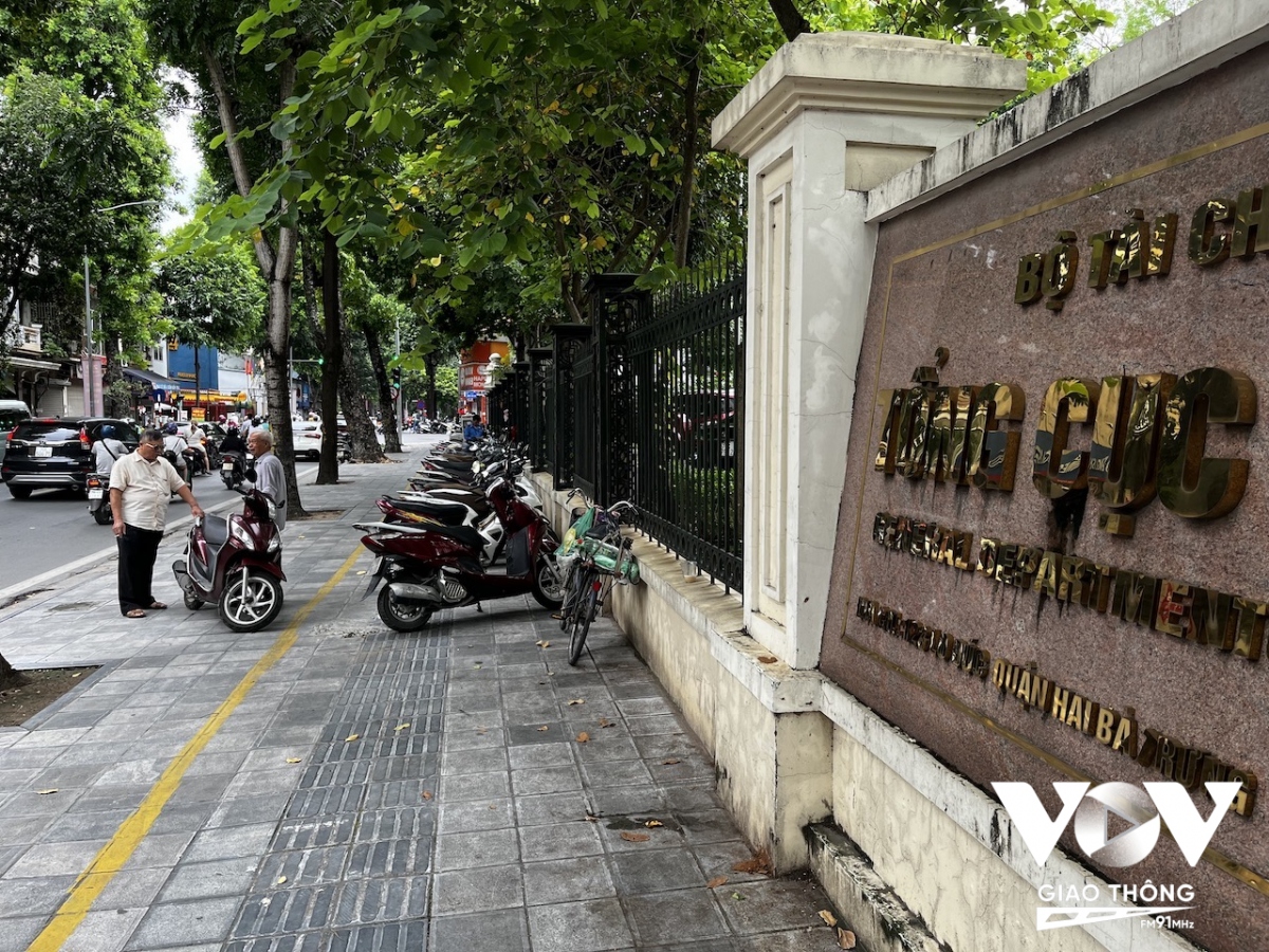 làn đường dành riêng cho người khiếm thị Đừng làm cho có hình ảnh 5 lan duong danh rieng cho nguoi khiem thi Dung lam cho co hinh anh 5