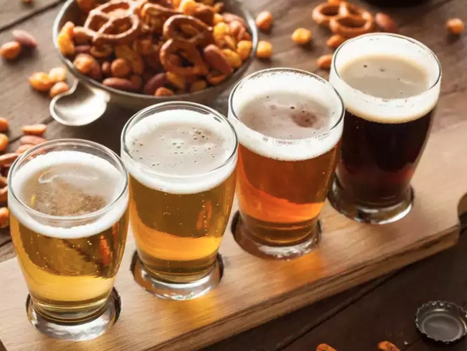 uong qua nhieu bia gay ra bung bia , dung hay sai hinh anh 1