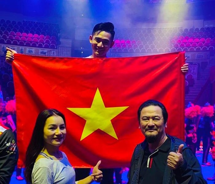vietnam wins silver at international circus festival in russia picture 1