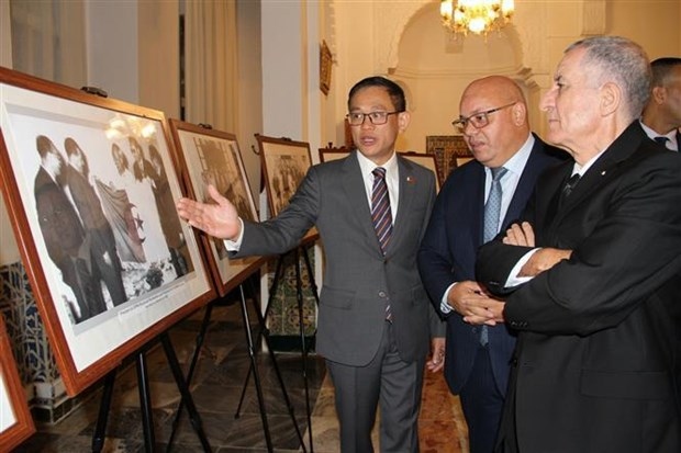 vietnam affirms close bond with algeria picture 1