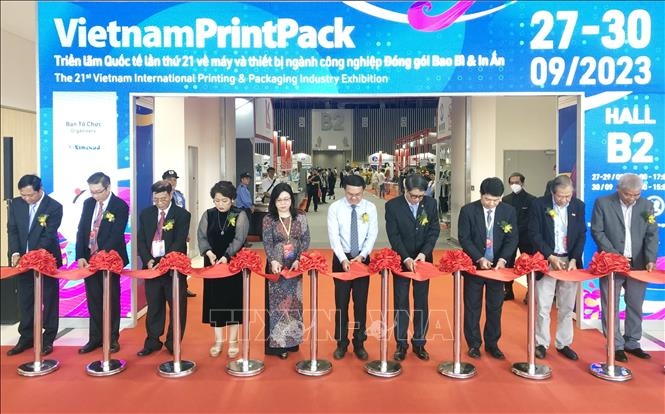 vietnam int l printing and packaging industry exhibition opens in hcm city picture 1