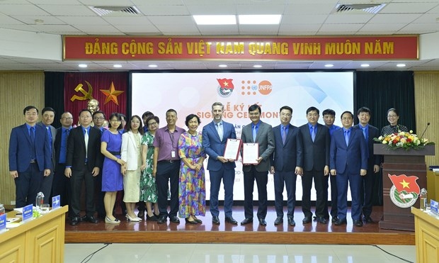 ho chi minh communist youth union calls for unfpa vietnam s further support picture 1