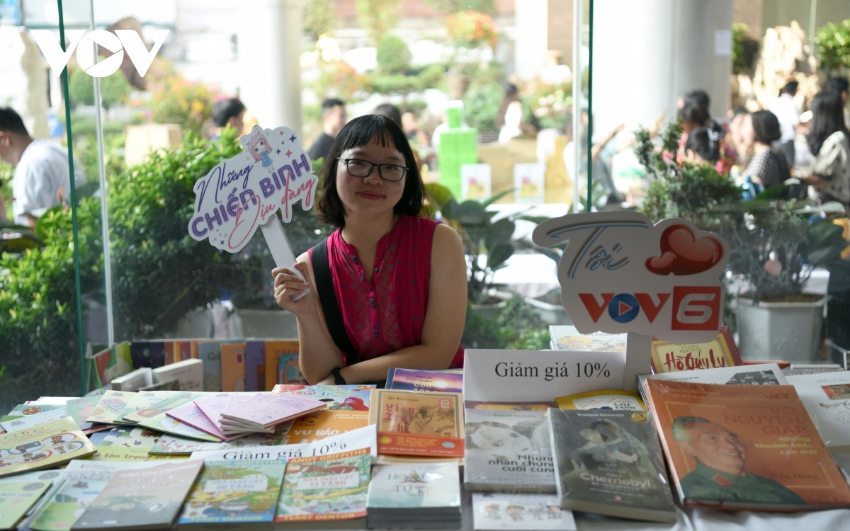 charity fair marks 78th founding anniversary of vov picture 11