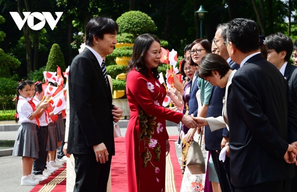 japanese crown prince warmly welcomed upon arrival in vietnam picture 6