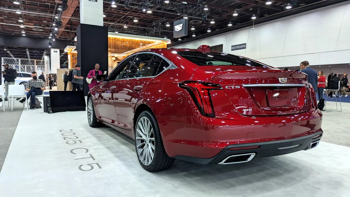 Cadillac CT5 2025 tại triển lãm ô tô Detroit