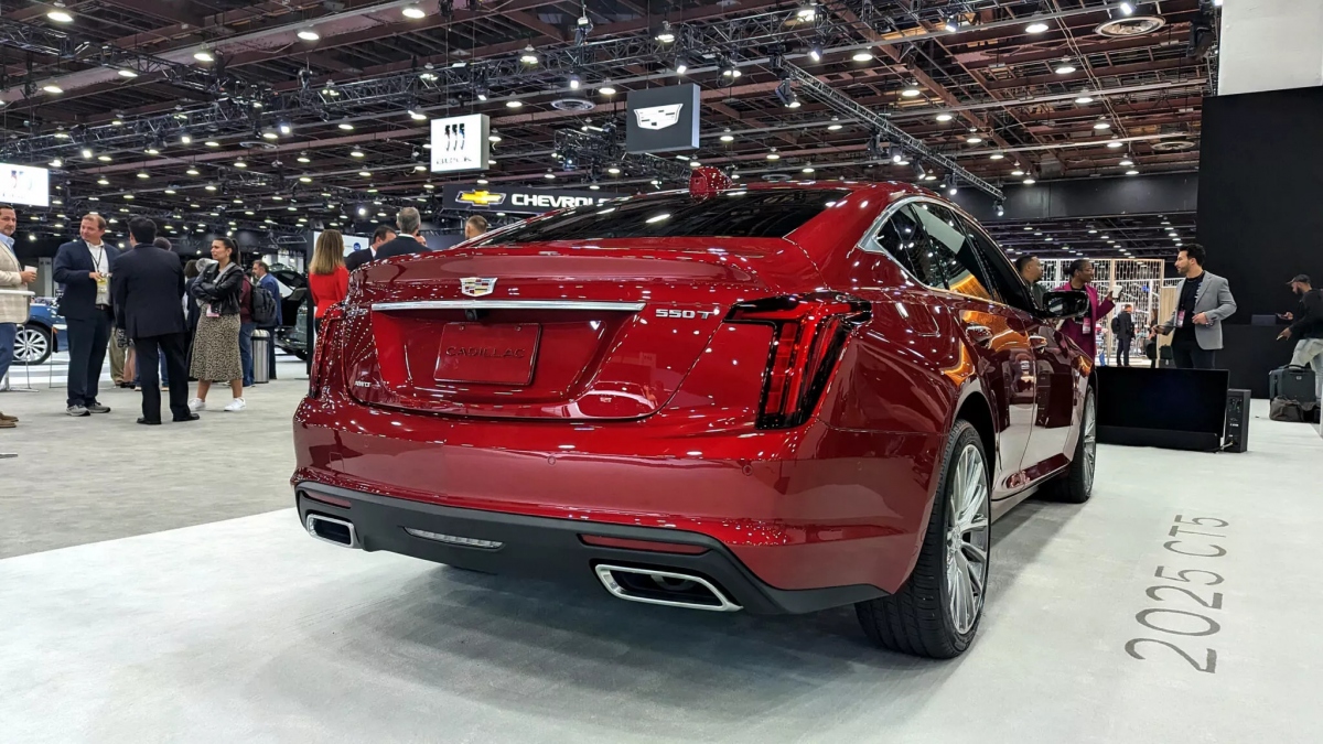 Cadillac CT5 2025 tại triển lãm ô tô Detroit