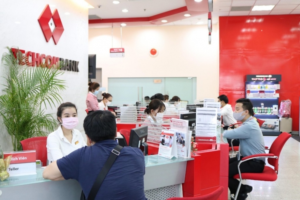 Techcombank tiếp tục dẫn đầu về vị thế vốn, xếp hạng tín dụng ổn định