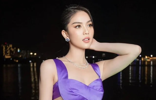 Chuyện showbiz: Ngọc Trinh vẫn chưa xóa các clip lái mô tô mạo hiểm