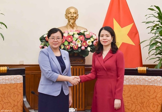 vietnam greatly values ties with china picture 1