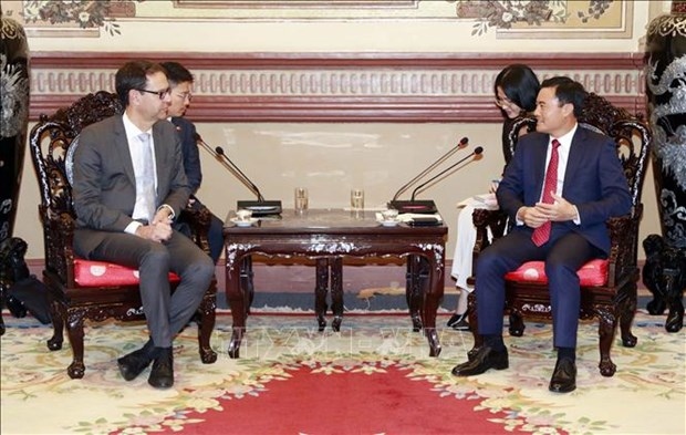 swiss state secretary welcomed in ho chi minh city picture 1